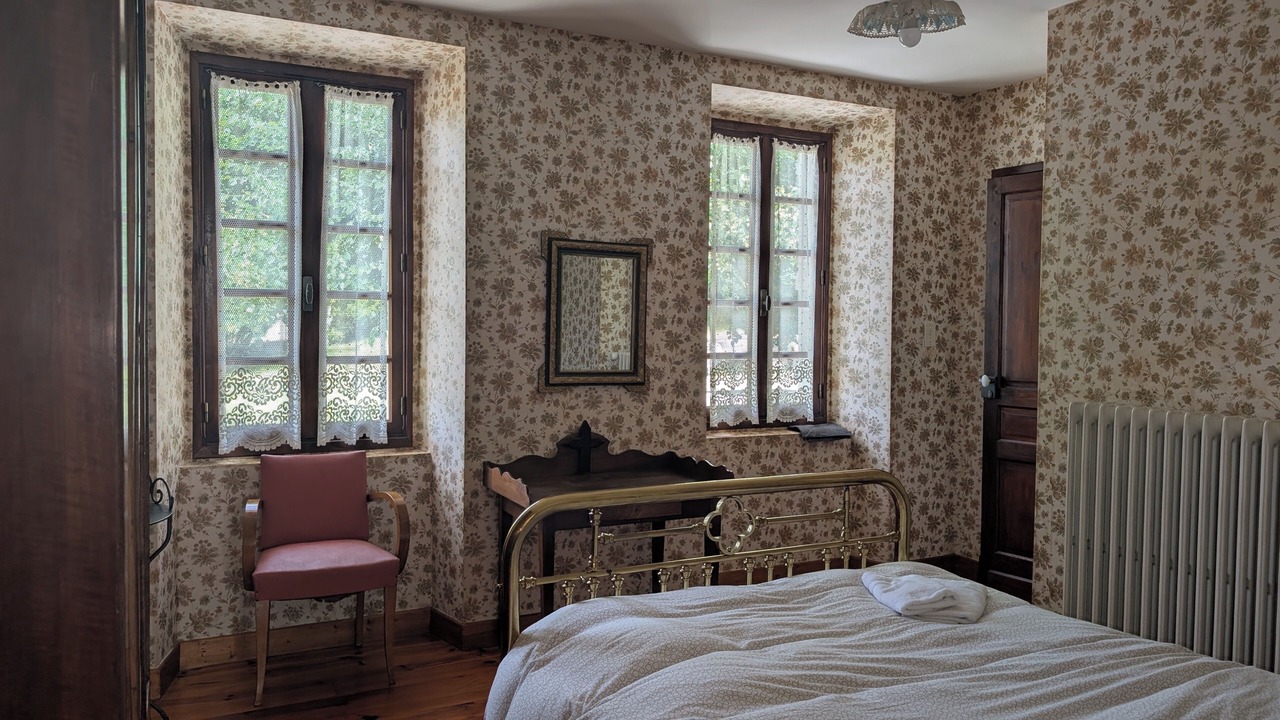 Photo of Bedroom in Avajan