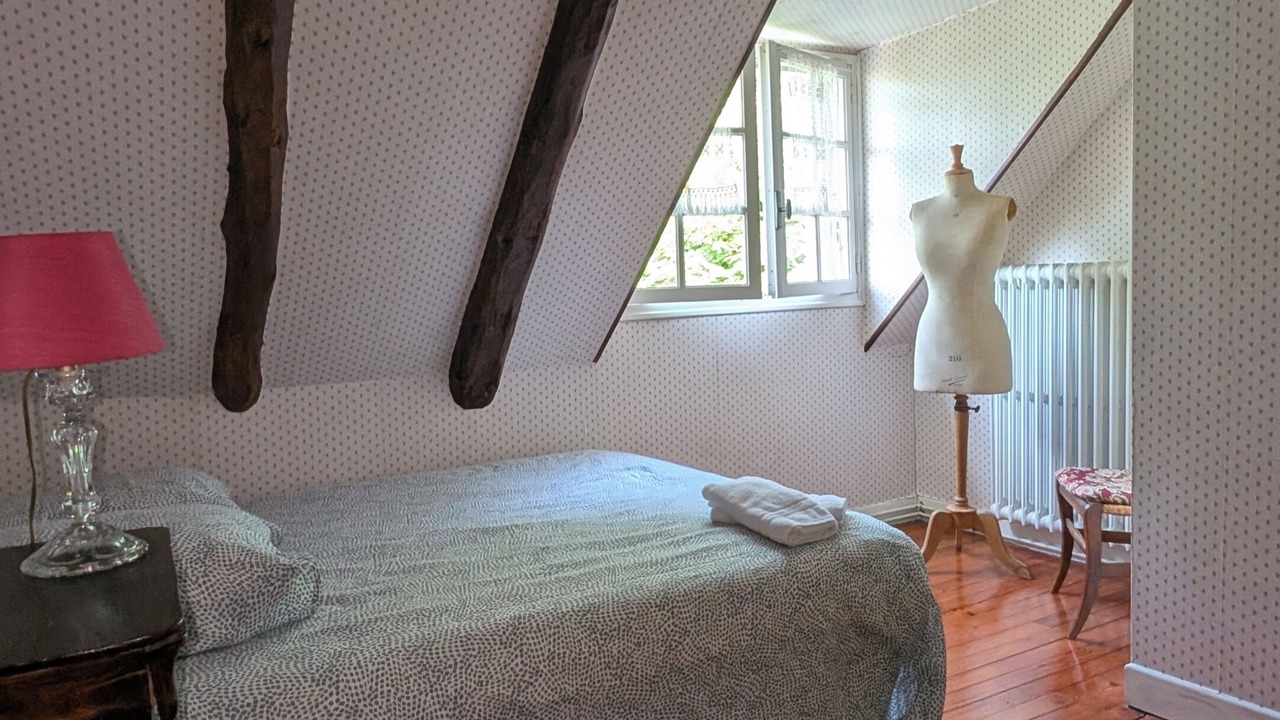 Photo of Bedroom in Avajan