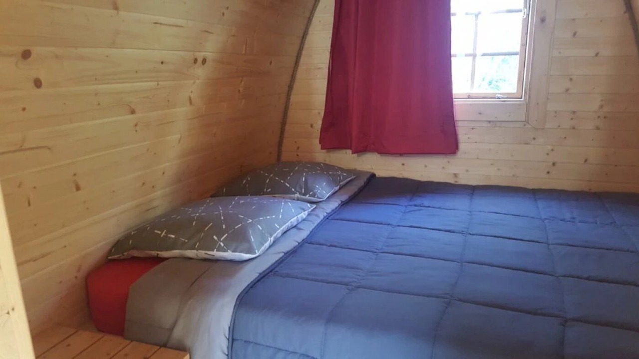 Photo of Bedroom in Louvie Juzon