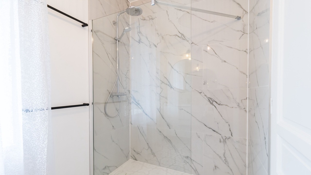 Photo of Bathroom in Begard