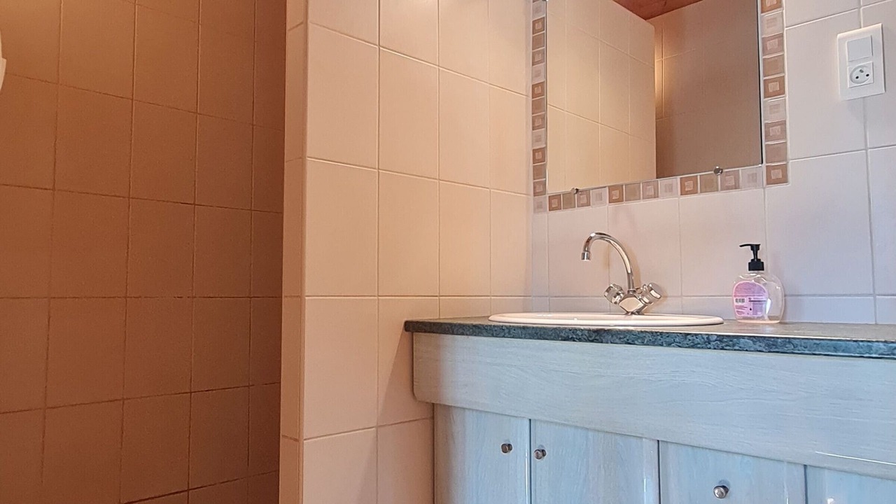 Photo of Bathroom in Vandieres