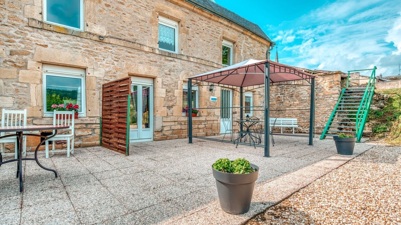 Photo of Patio Balcony in Nouart