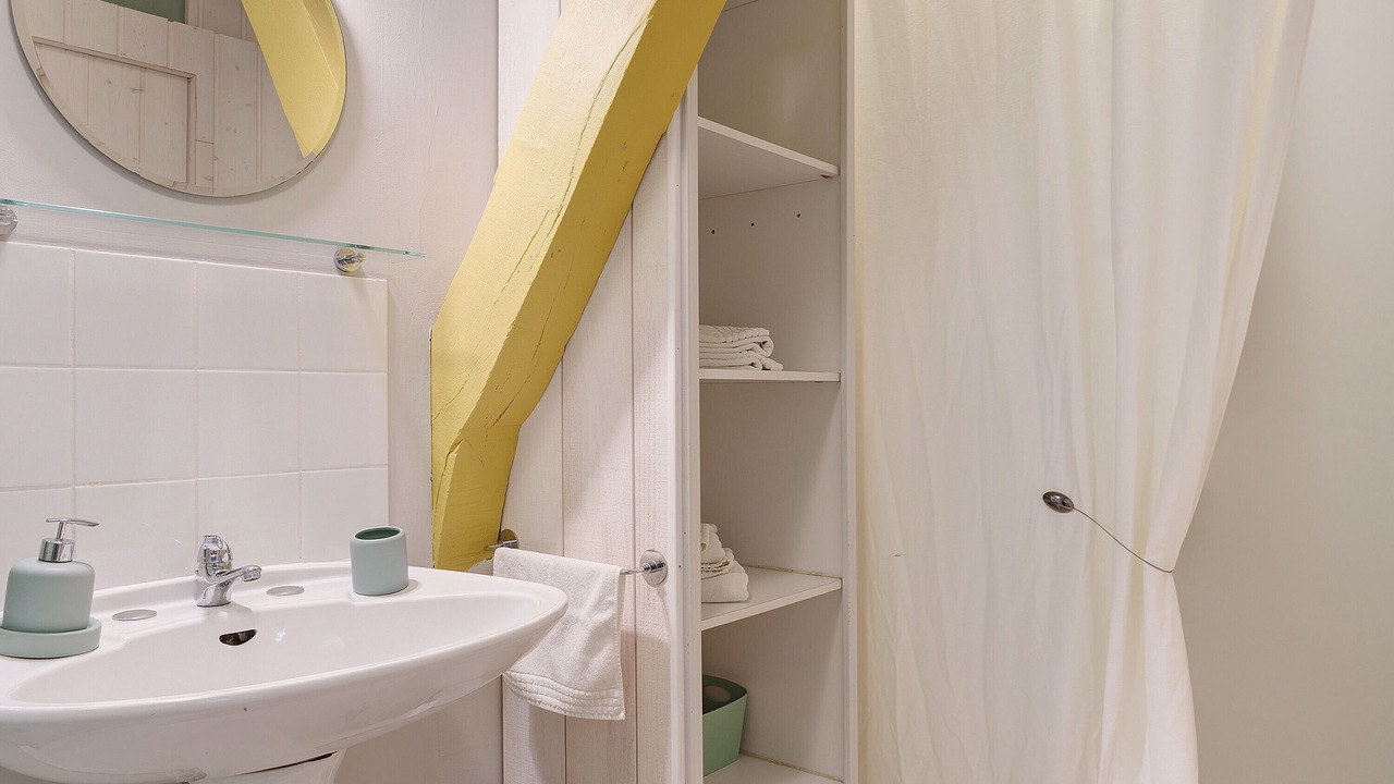 Photo of Bathroom in Mouledous