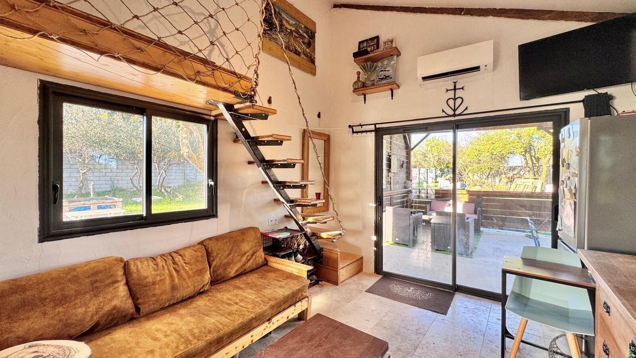 Photo of Livingroom in Marguerittes