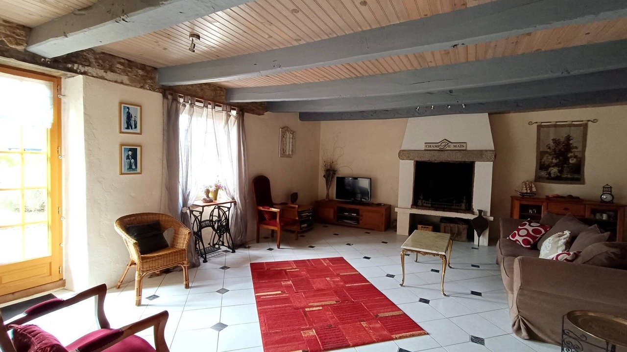 Photo of Livingroom in Beaussais-sur-Mer