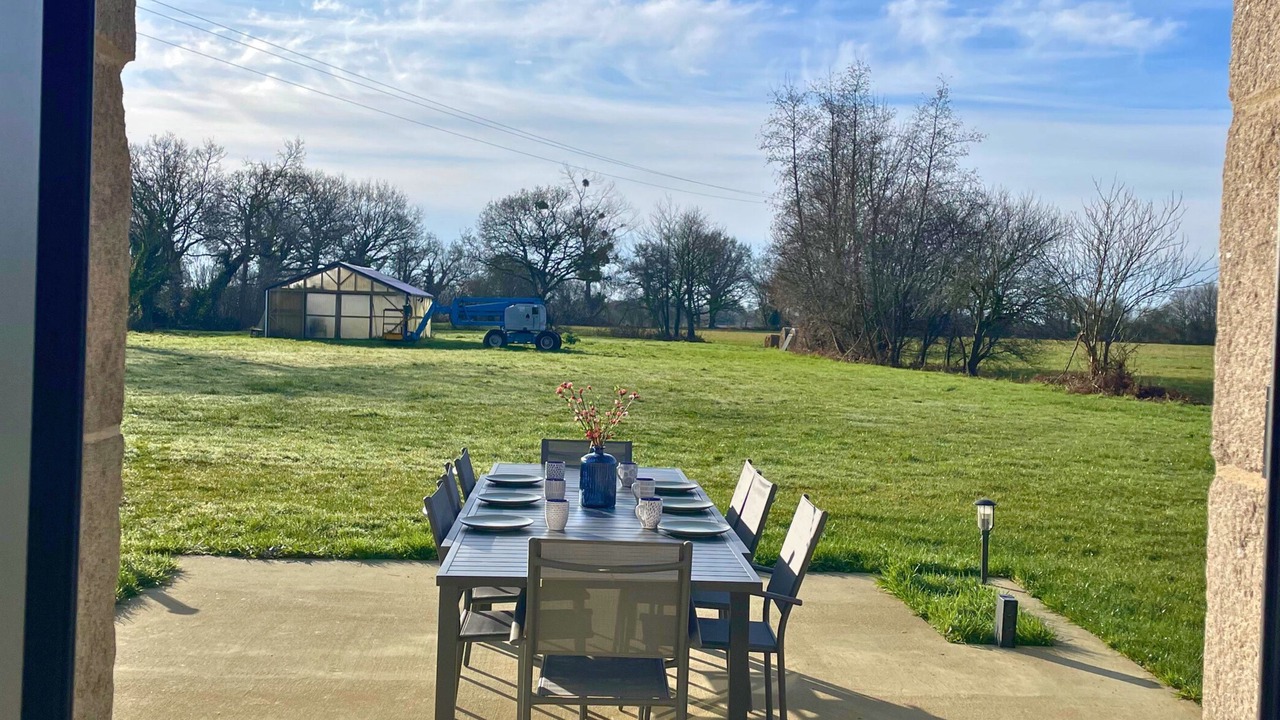 Photo of Outdoor in Saint-Gilles-les-Bois