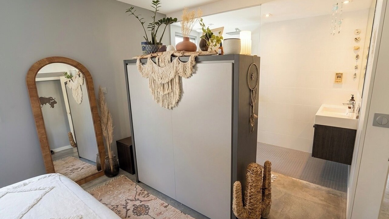 Photo of Bedroom in Saint-Brieuc