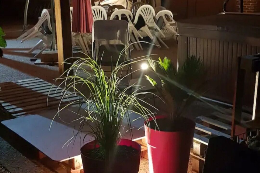 Photo of Patio Balcony in Neuvy-Sautour
