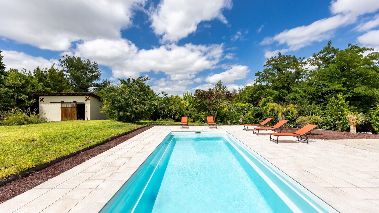 Photo of Outdoor in Carignan-de-Bordeaux