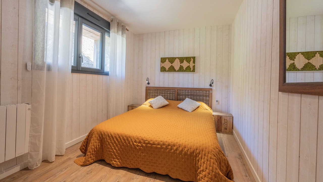 Photo of Bedroom in Orgeix