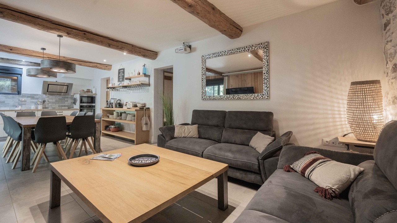 Photo of Livingroom in Orgeix