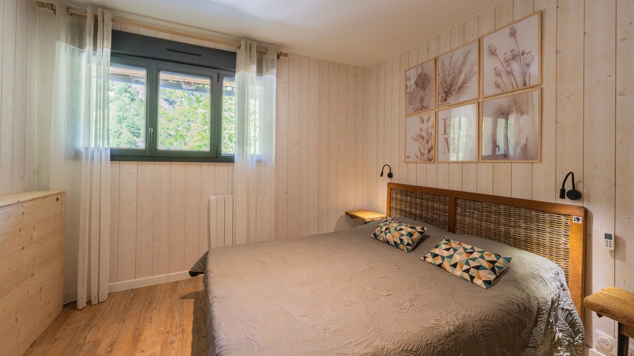 Photo of Bedroom in Orgeix