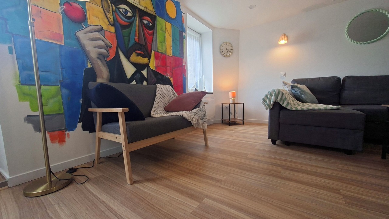 Photo of Livingroom in Saint-Lambert-et-Mont-de-Jeux