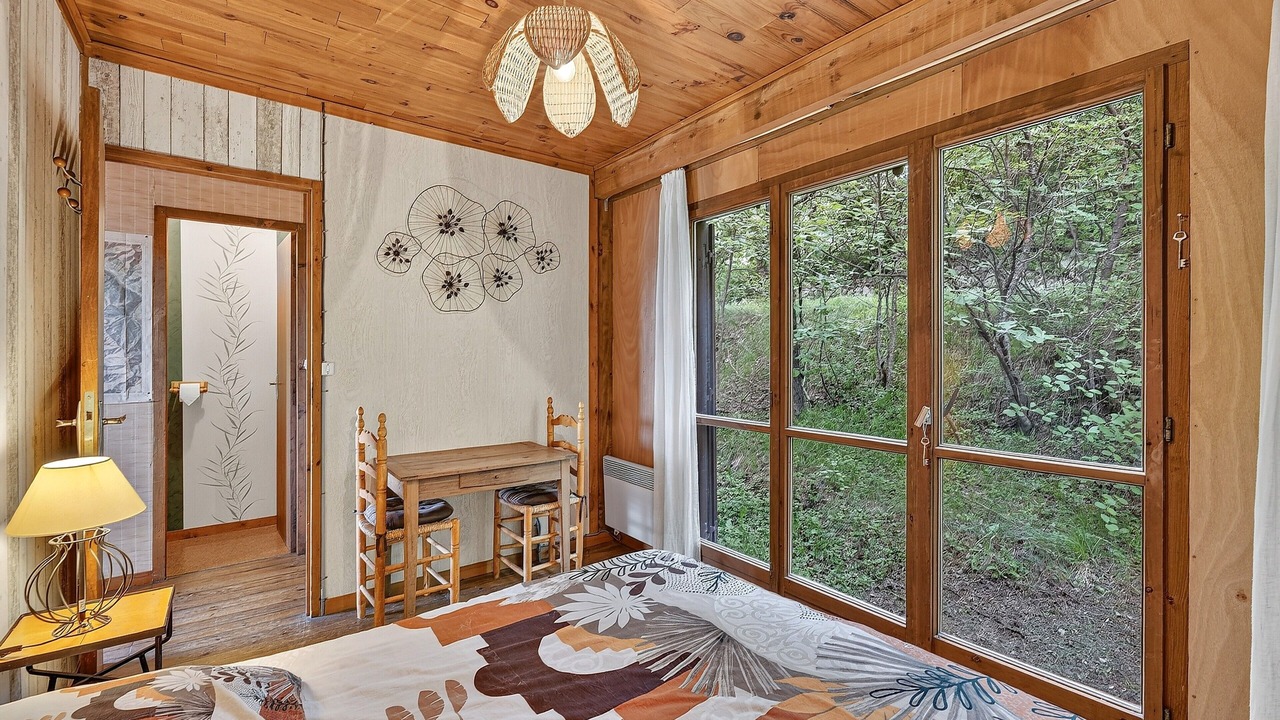 Photo of Bedroom in Seyne