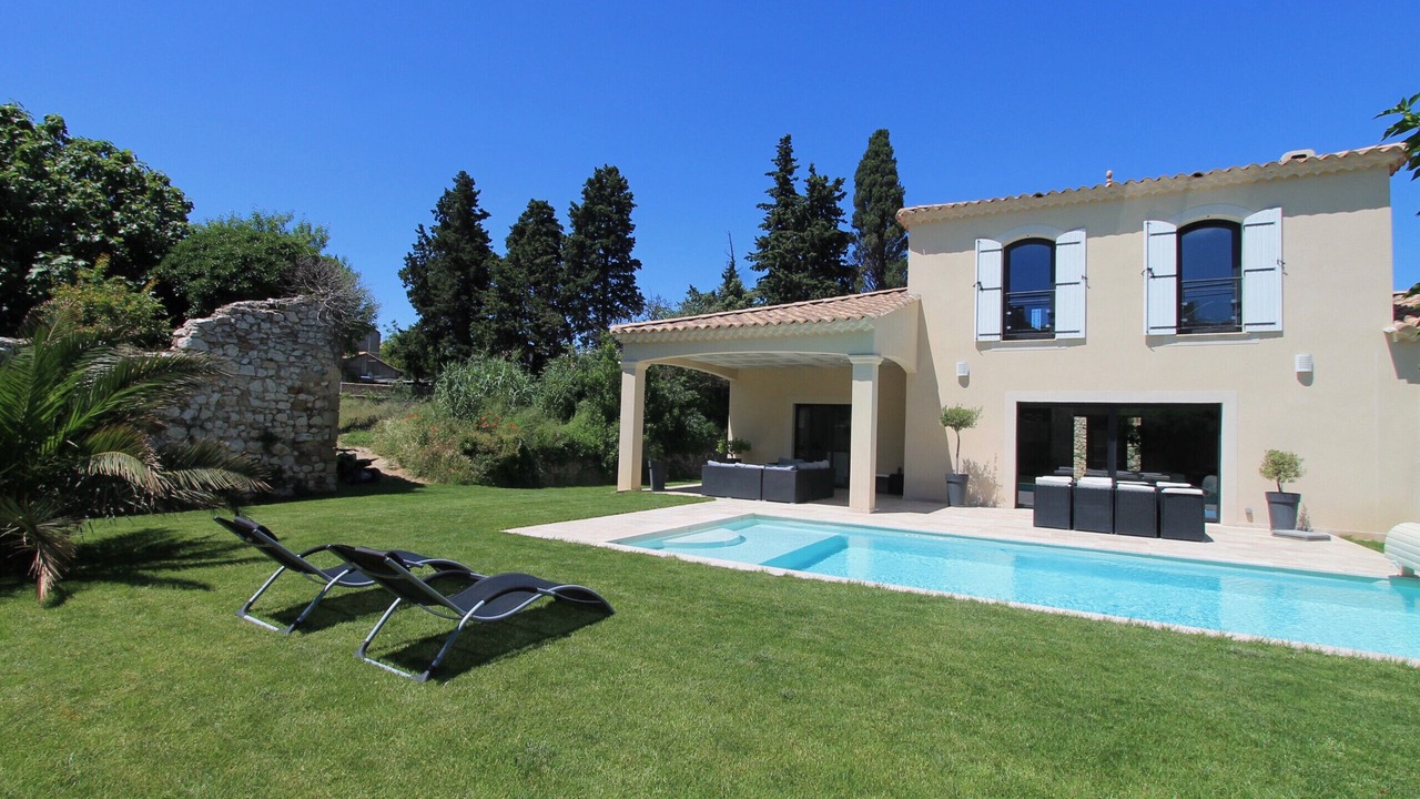 Photo of Outdoor in Rochefort-du-Gard