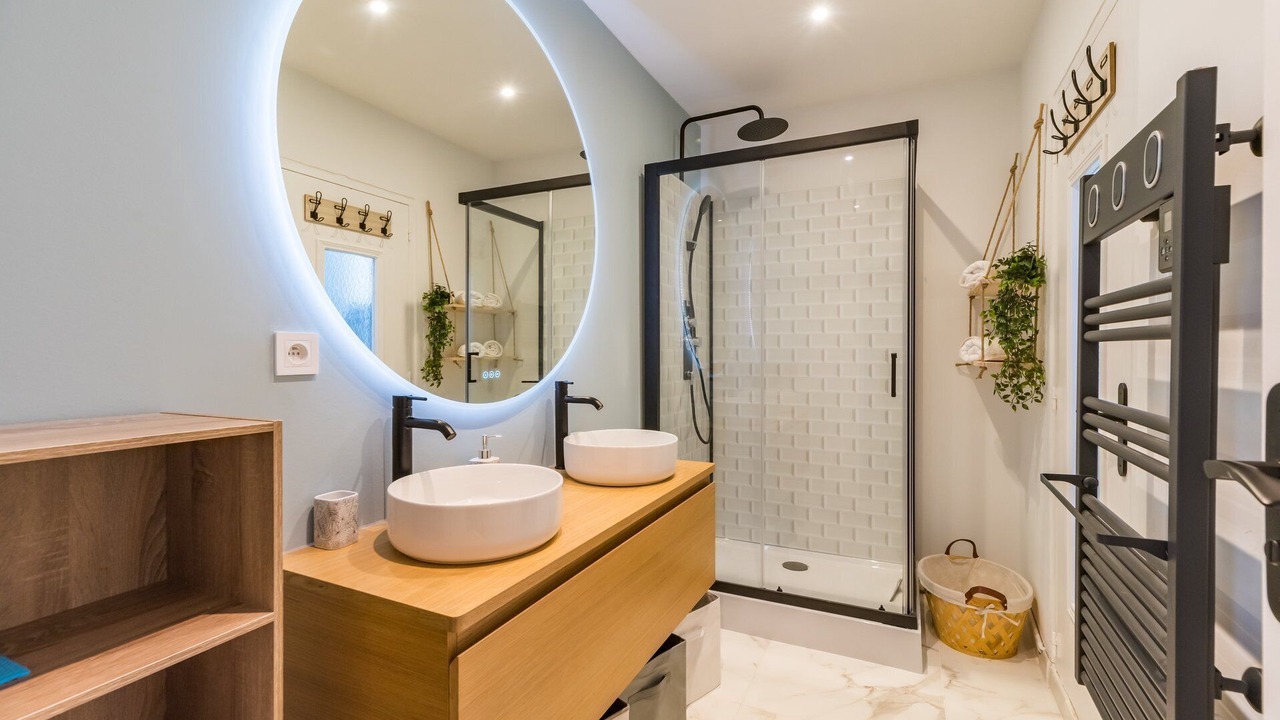Photo of Bathroom in Saint-Brieuc