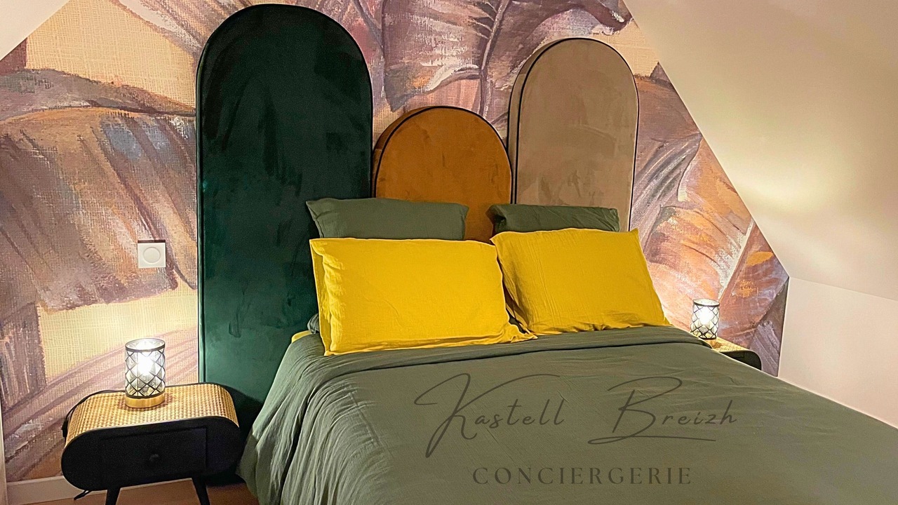 Photo of Bedroom in Saint-Gilles-les-Bois