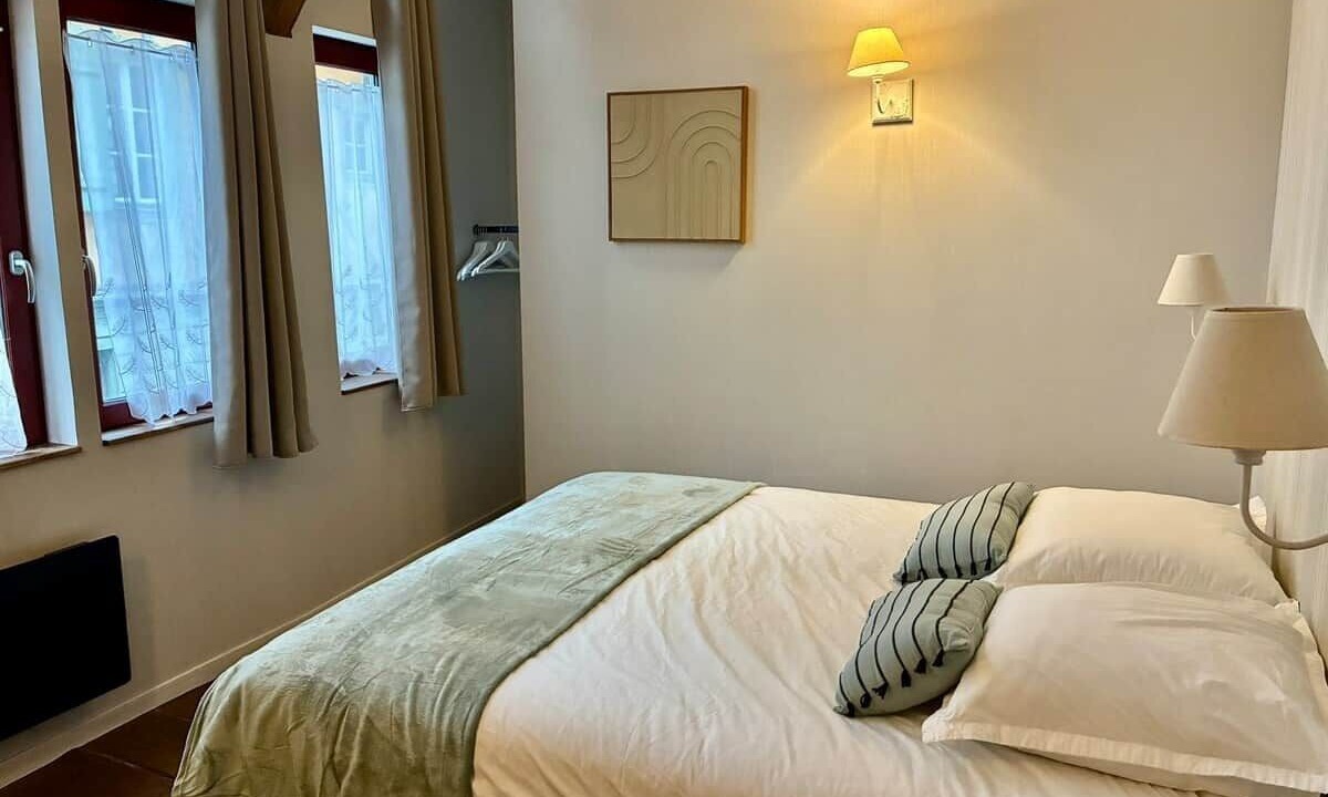Photo of Bedroom in Old Town