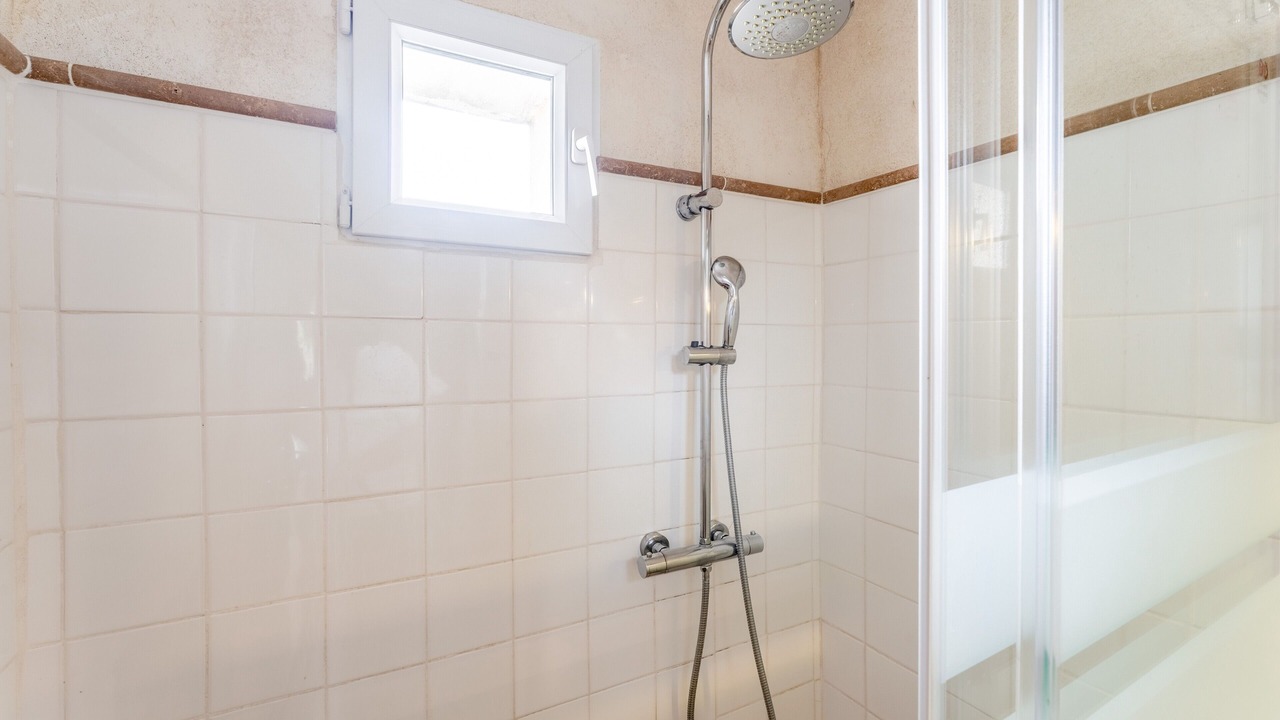 Photo of Bathroom in Vinsobres