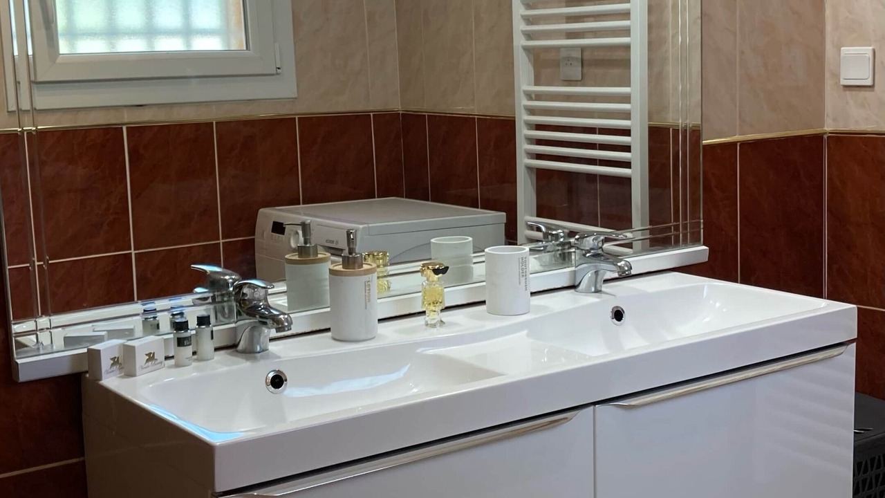 Photo of Bathroom in Brignoles
