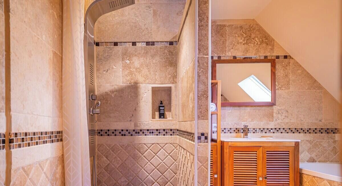 Photo of Bathroom in Le Mans