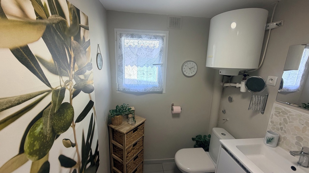 Photo of Bathroom in Riez