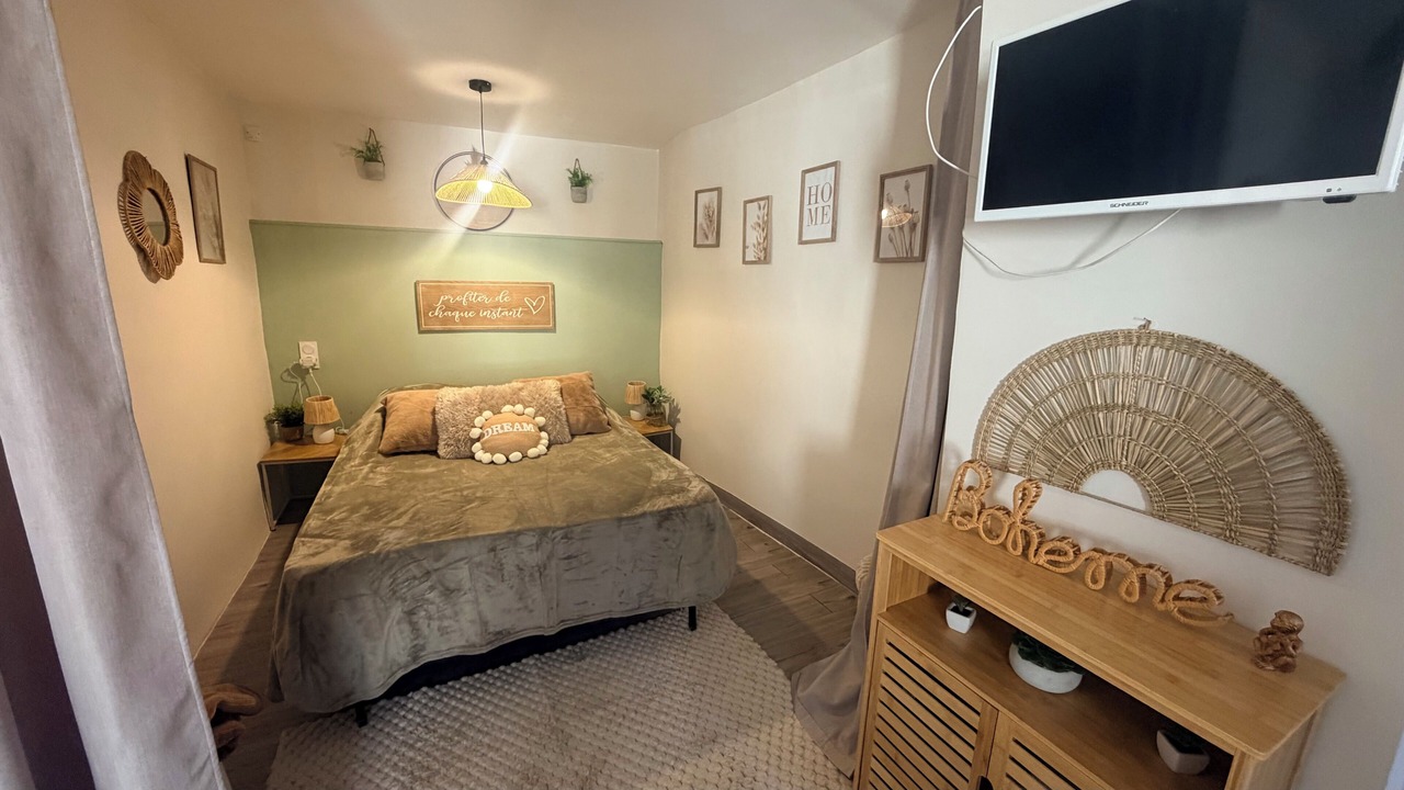 Photo of Bedroom in Riez