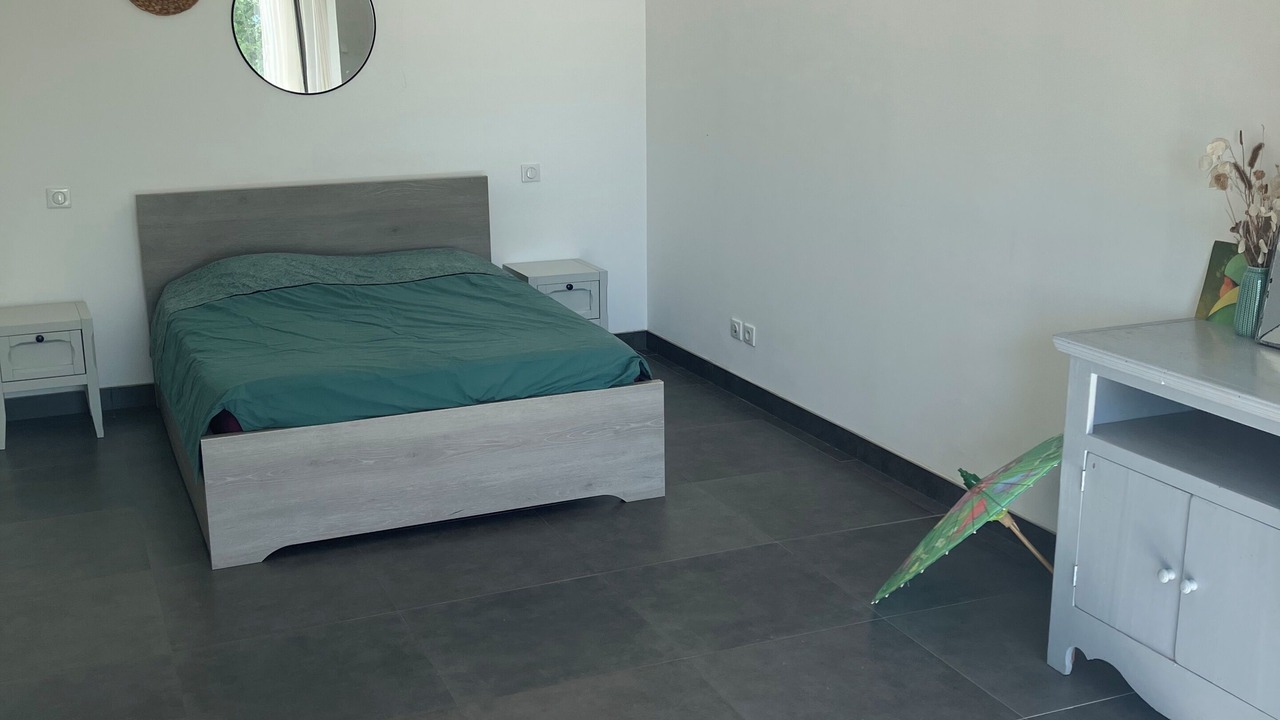 Photo of Bedroom in Rochefort-du-Gard