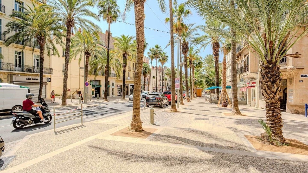 Photo of Others in Hyeres City Centre