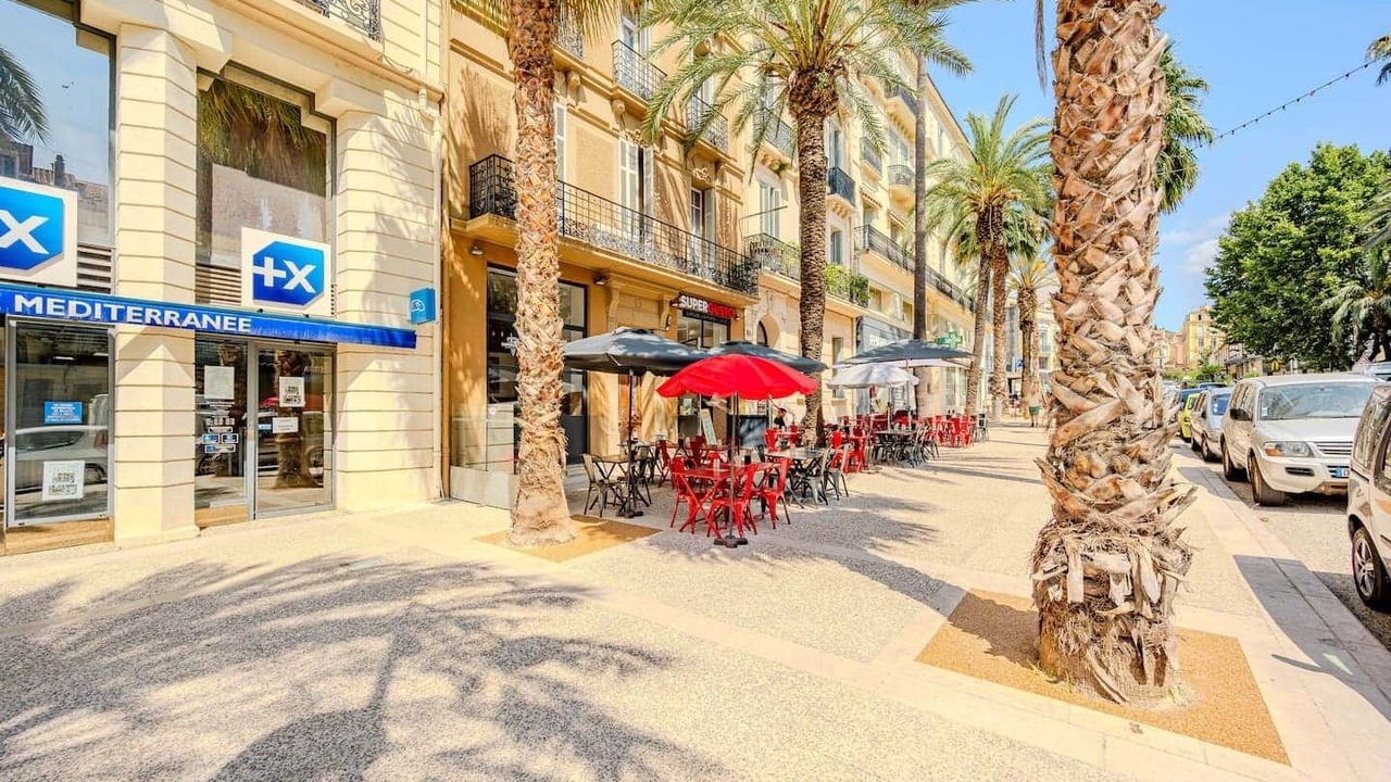 Photo of Outdoor in Hyeres City Centre
