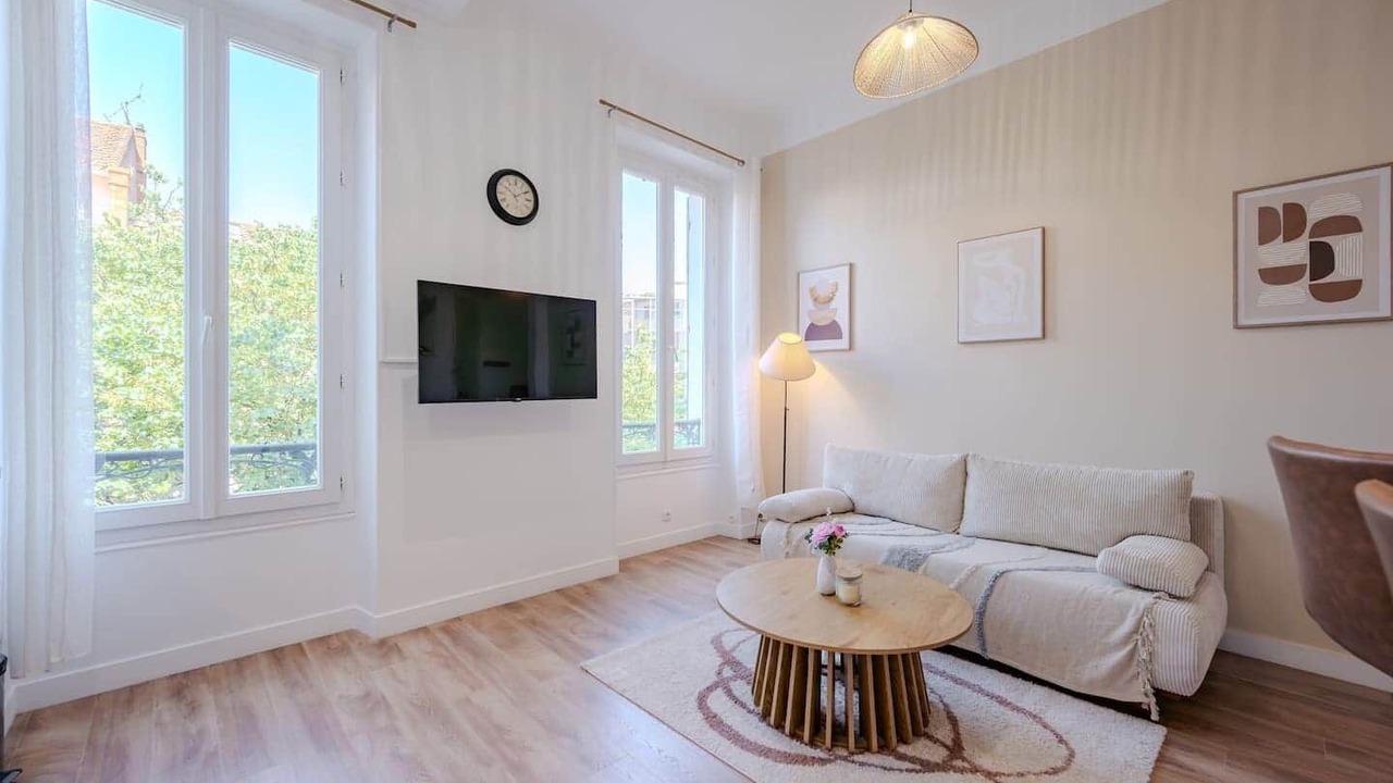 Photo of Livingroom in Hyeres City Centre