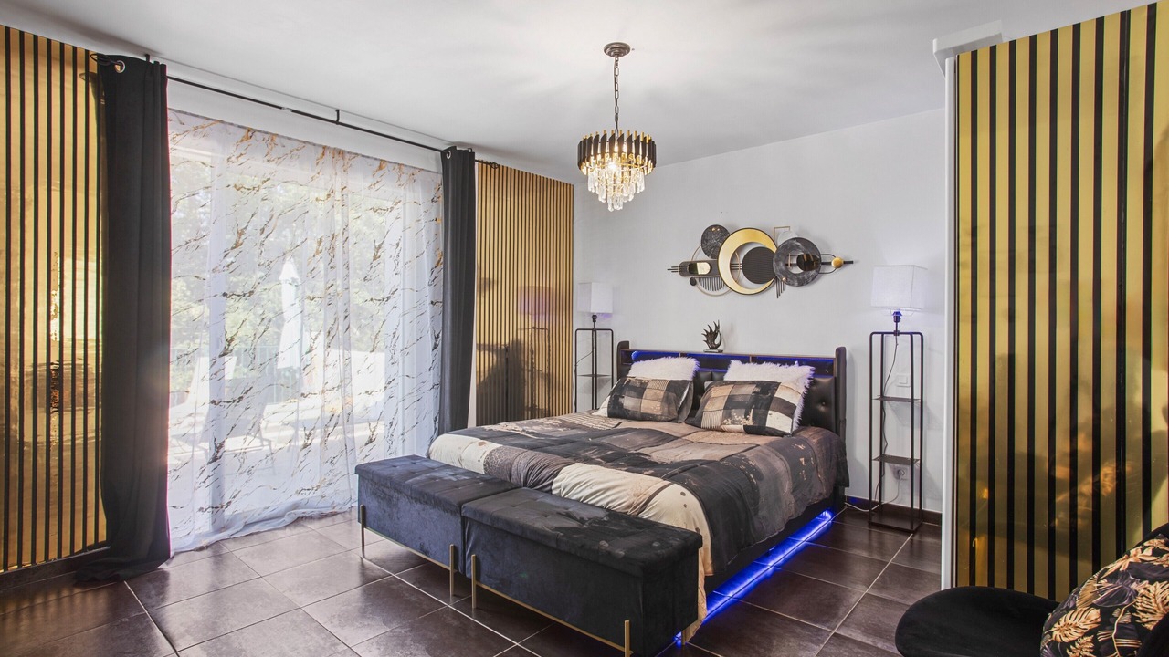 Photo of Bedroom in Montferrat