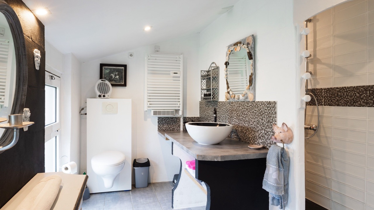 Photo of Bathroom in Kermaria-Sulard