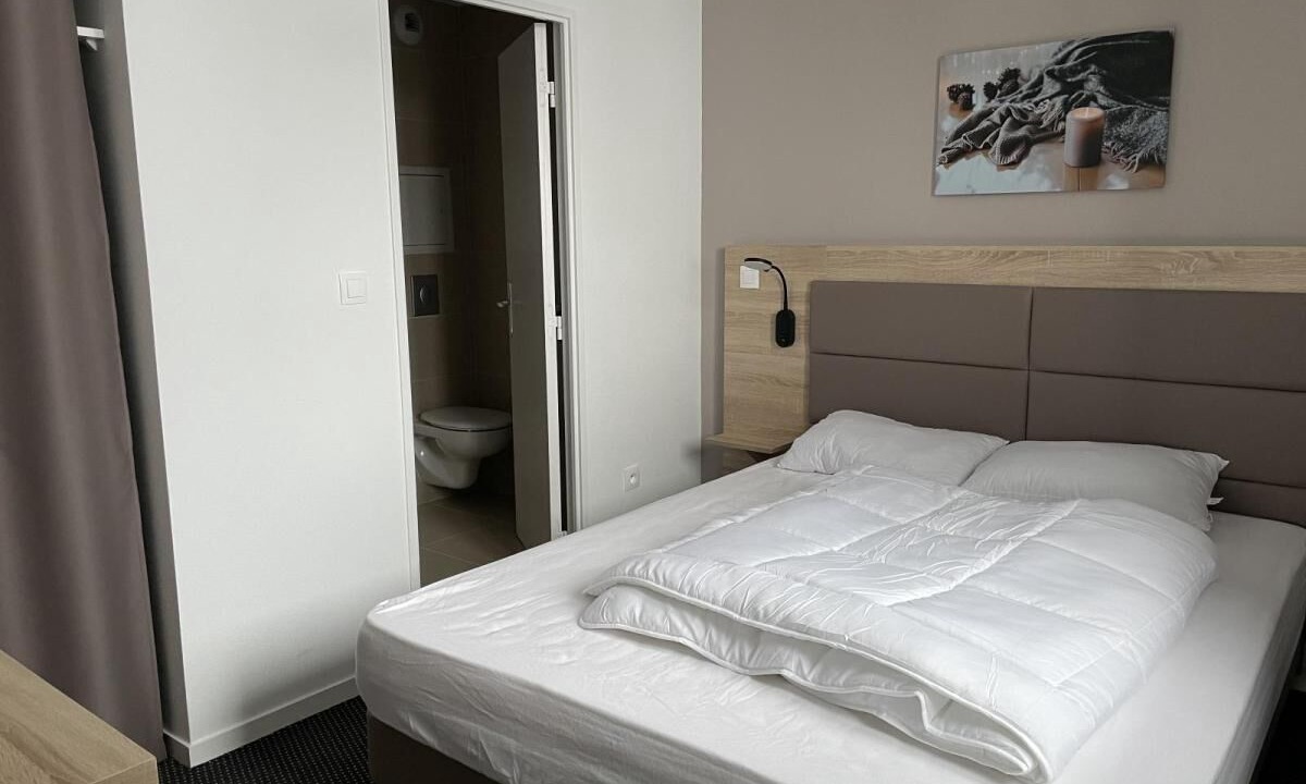 Photo of Bedroom in Eaux-Bonnes