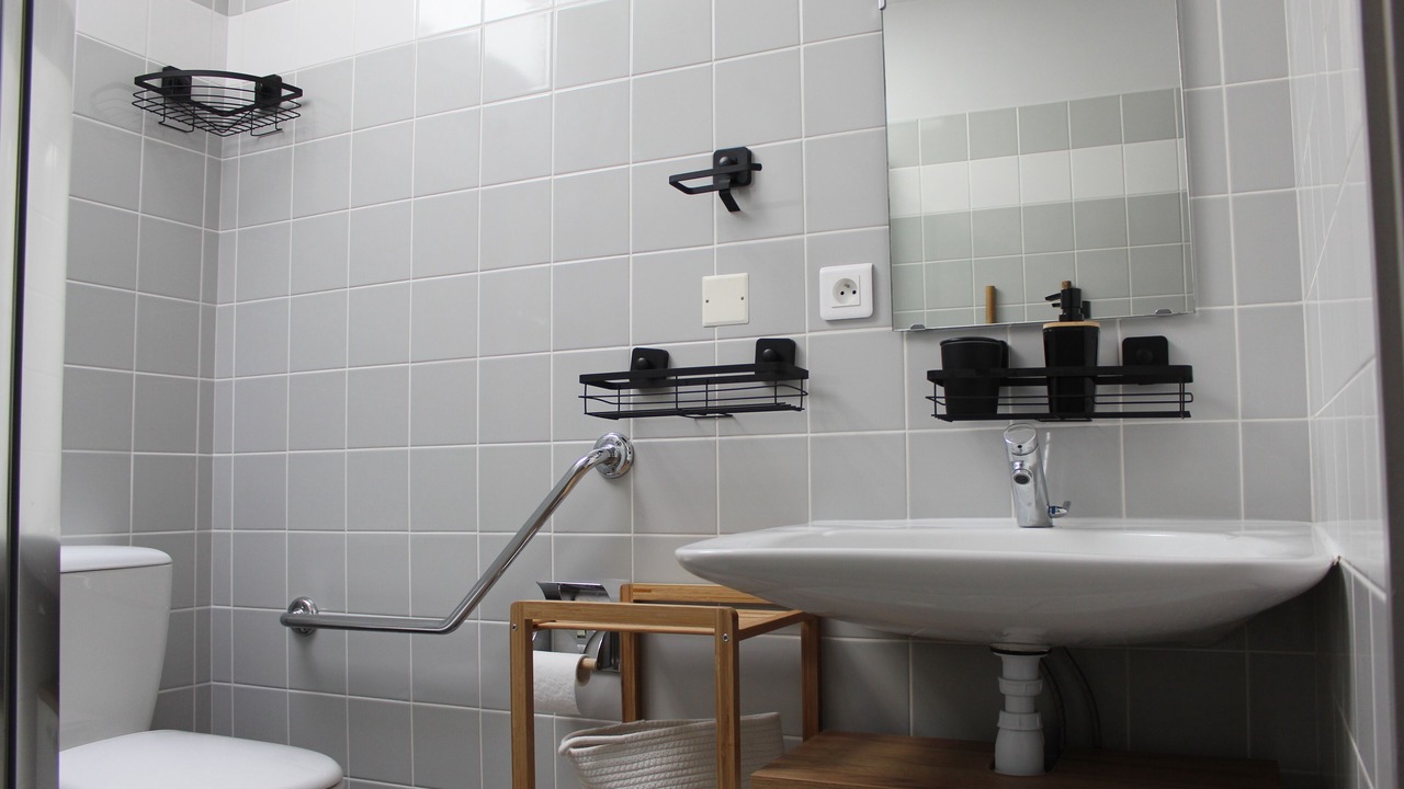 Photo of Bathroom in Boulazac-Isle-Manoire
