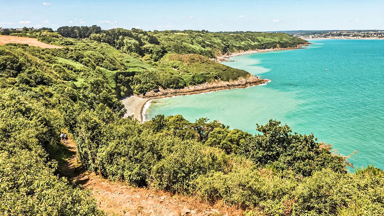 Photo of Others in Etables-sur-Mer
