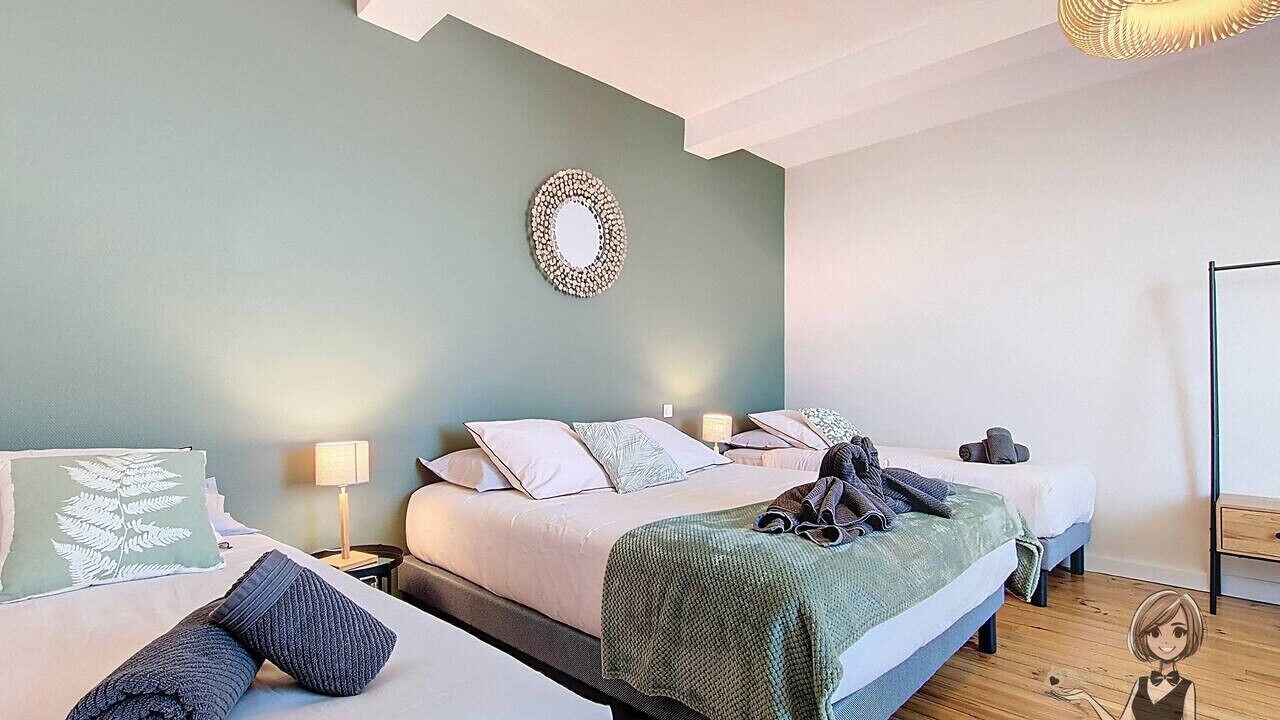 Photo of Bedroom in Andoins