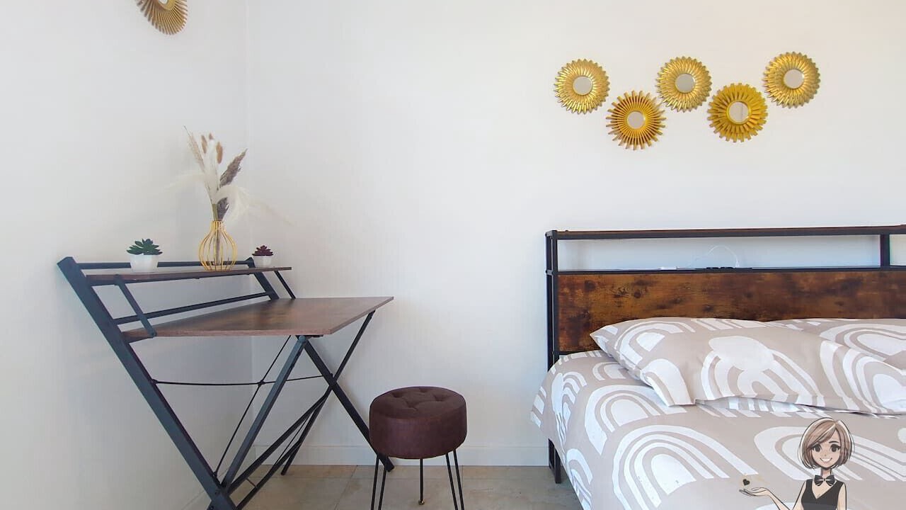 Photo of Bedroom in Centre Ville