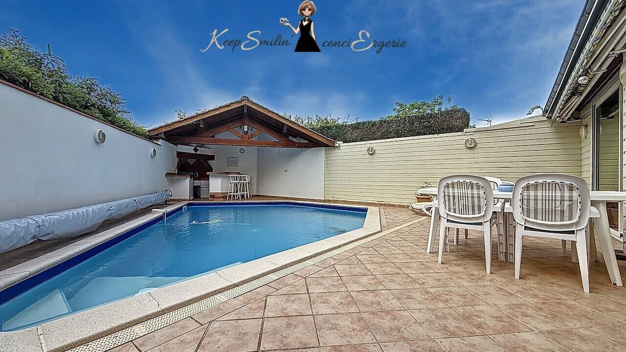 Photo of Outdoor in Gelos