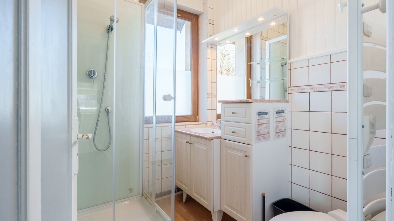 Photo of Bathroom in Arches