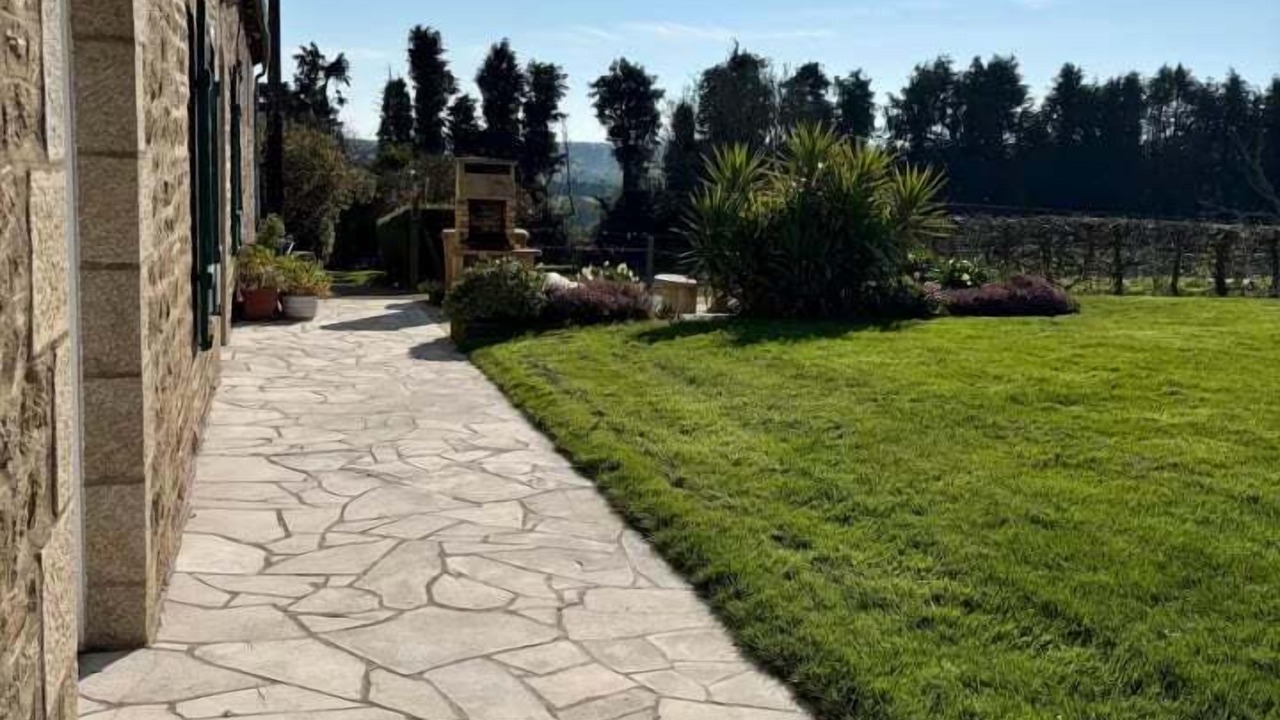 Photo of Outdoor in Tredaniel