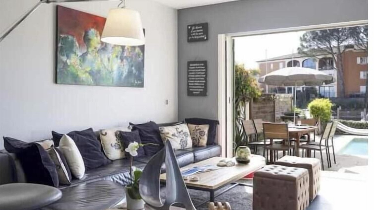 Photo of Livingroom in La Mole