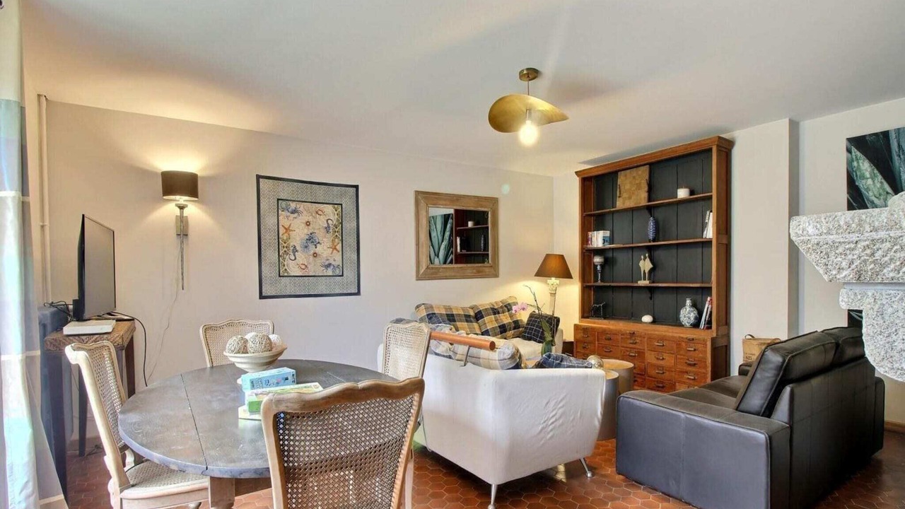 Photo of Livingroom in Neulliac