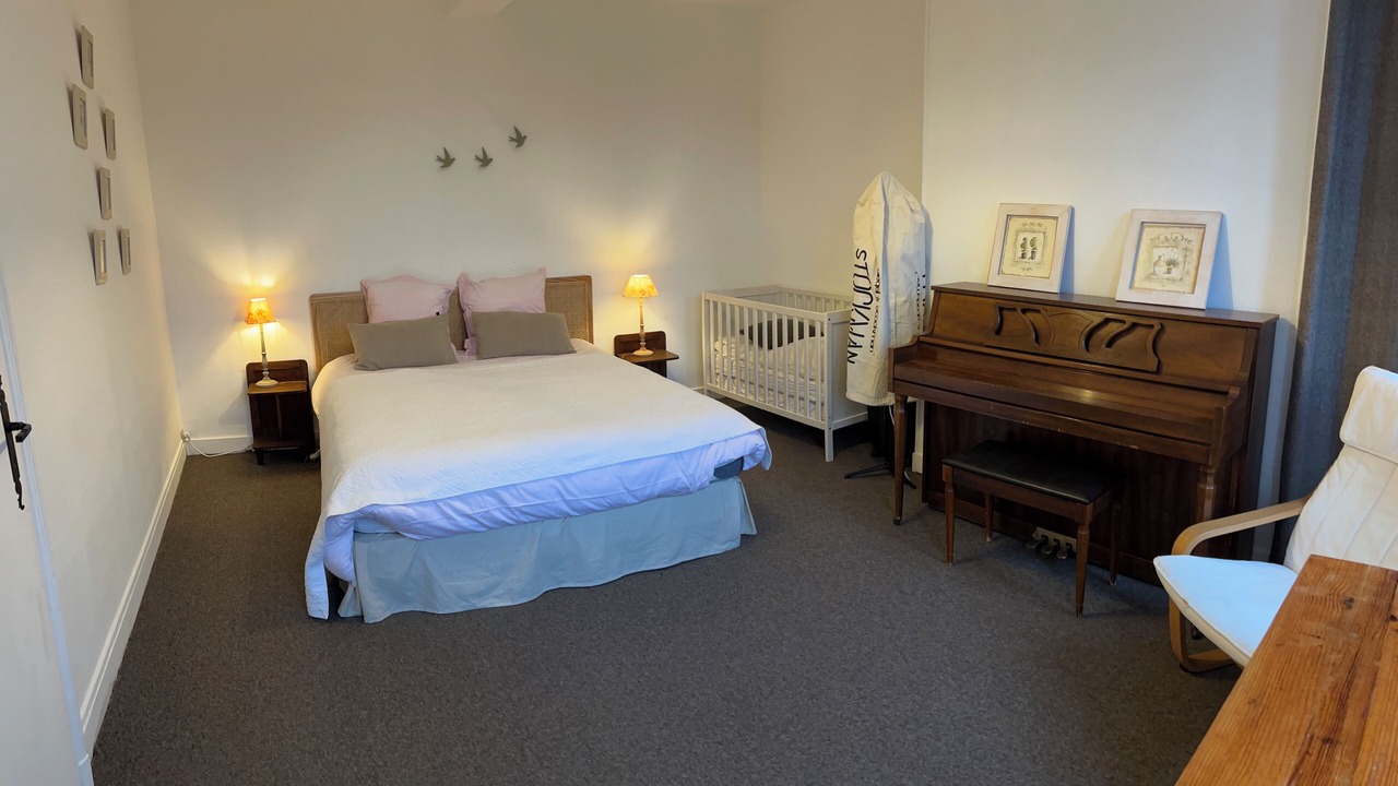 Photo of Bedroom in Saint-Mards-en-Othe