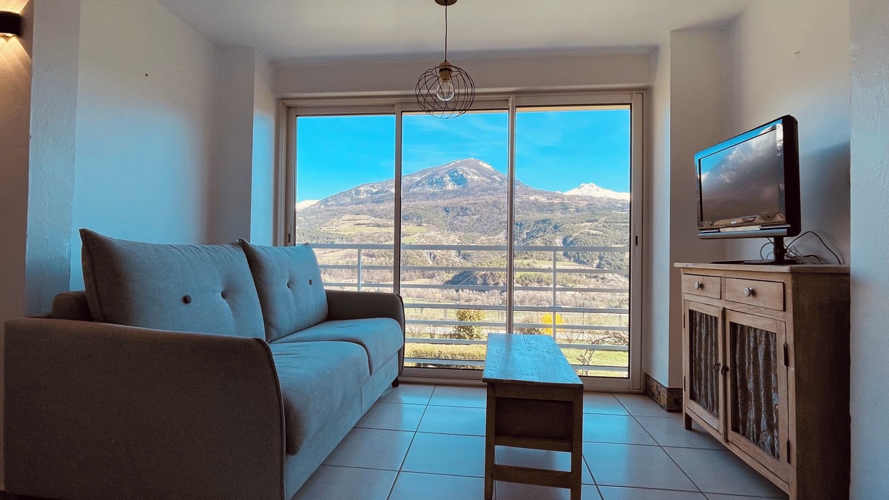 Photo of Livingroom in Embrun