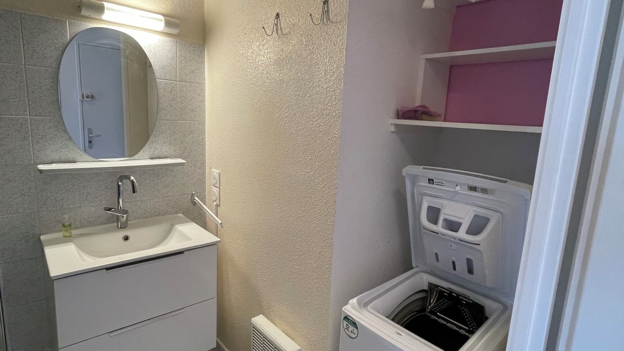 Photo of Bathroom in Embrun