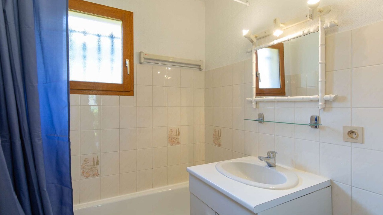 Photo of Bathroom in Cauterets