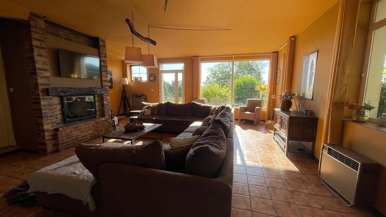 Photo of Livingroom in Chatel-Chehery