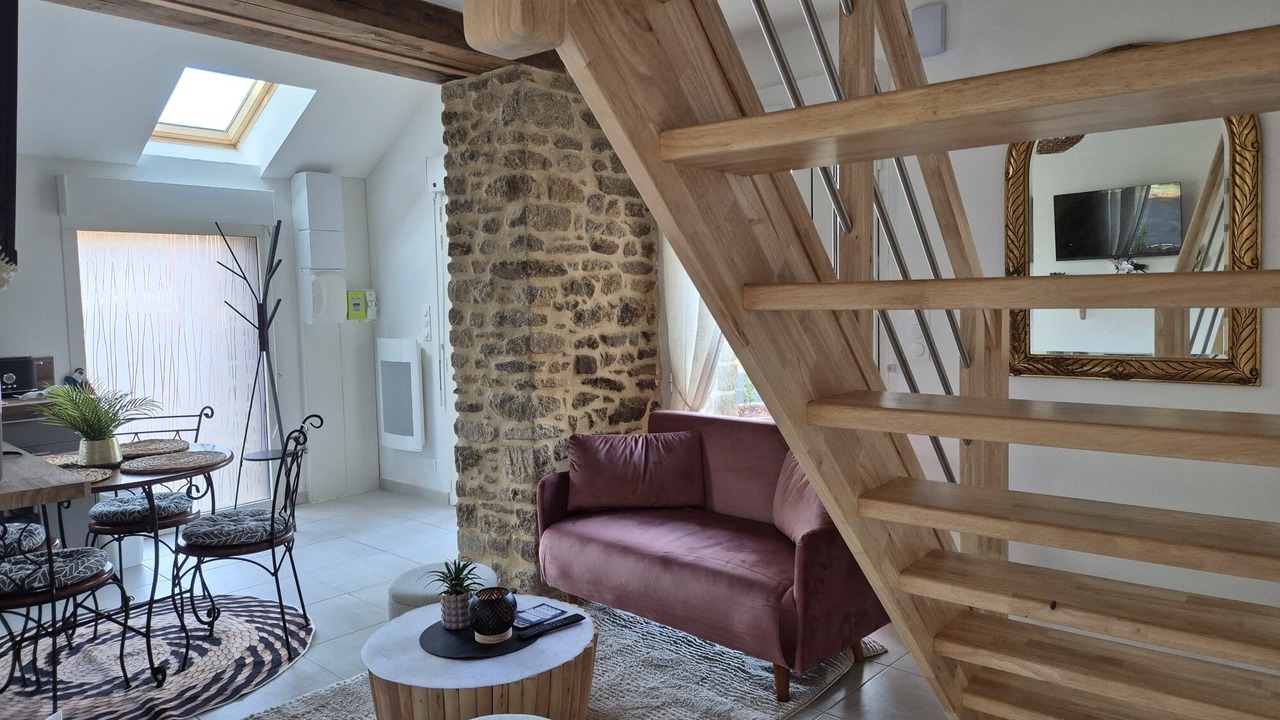 Photo of Livingroom in Henon