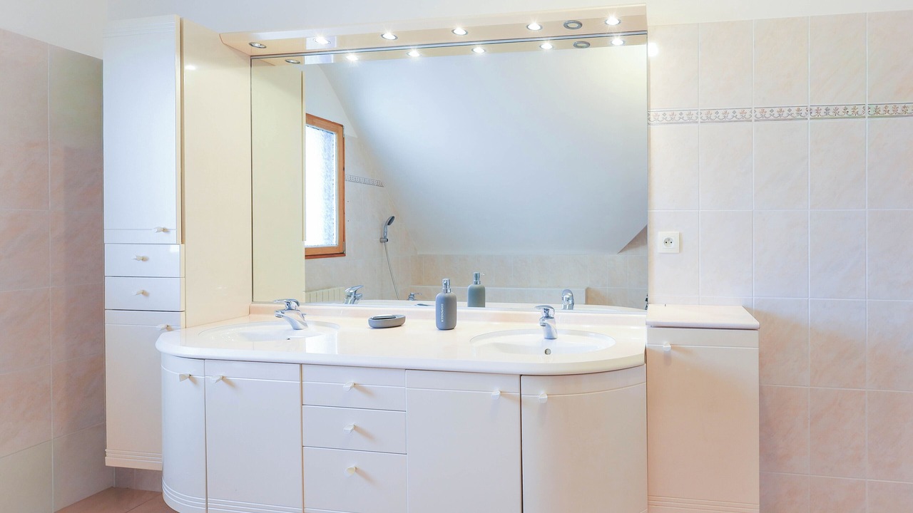Photo of Bathroom in Pleslin-Trigavou